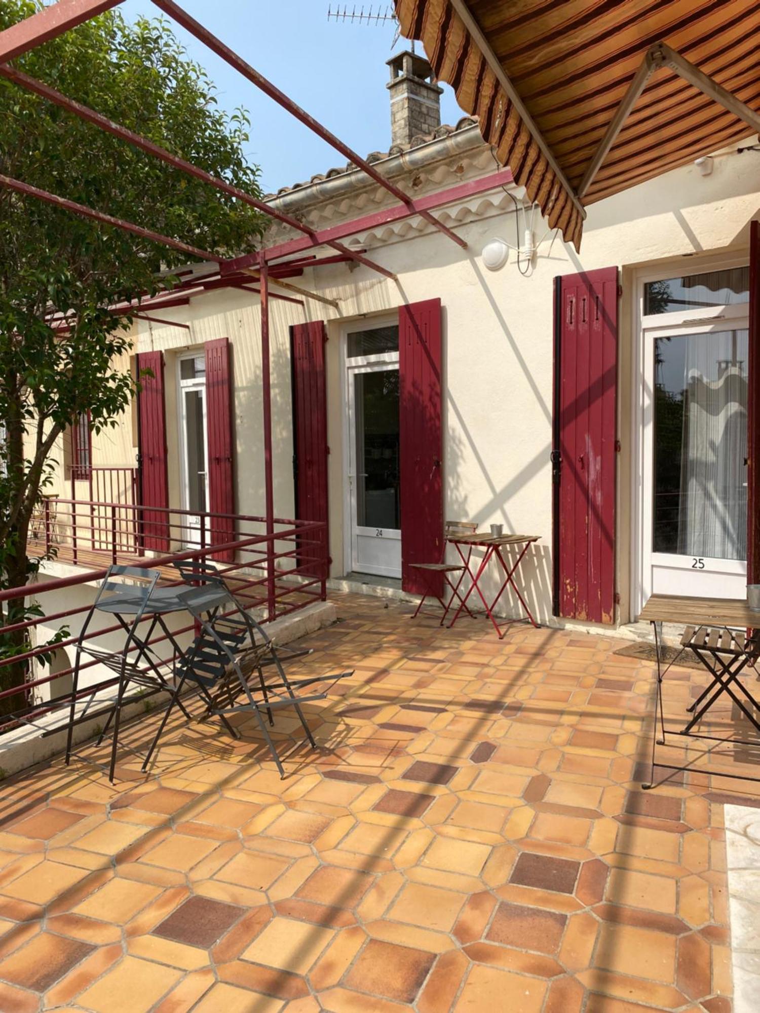 La Maison D'Antonin 2 Nîmes Exterior foto